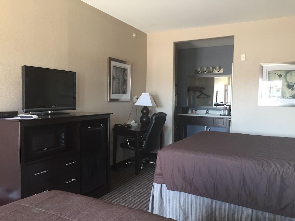 Atria Inn & Suites Three Rivers 외부 사진