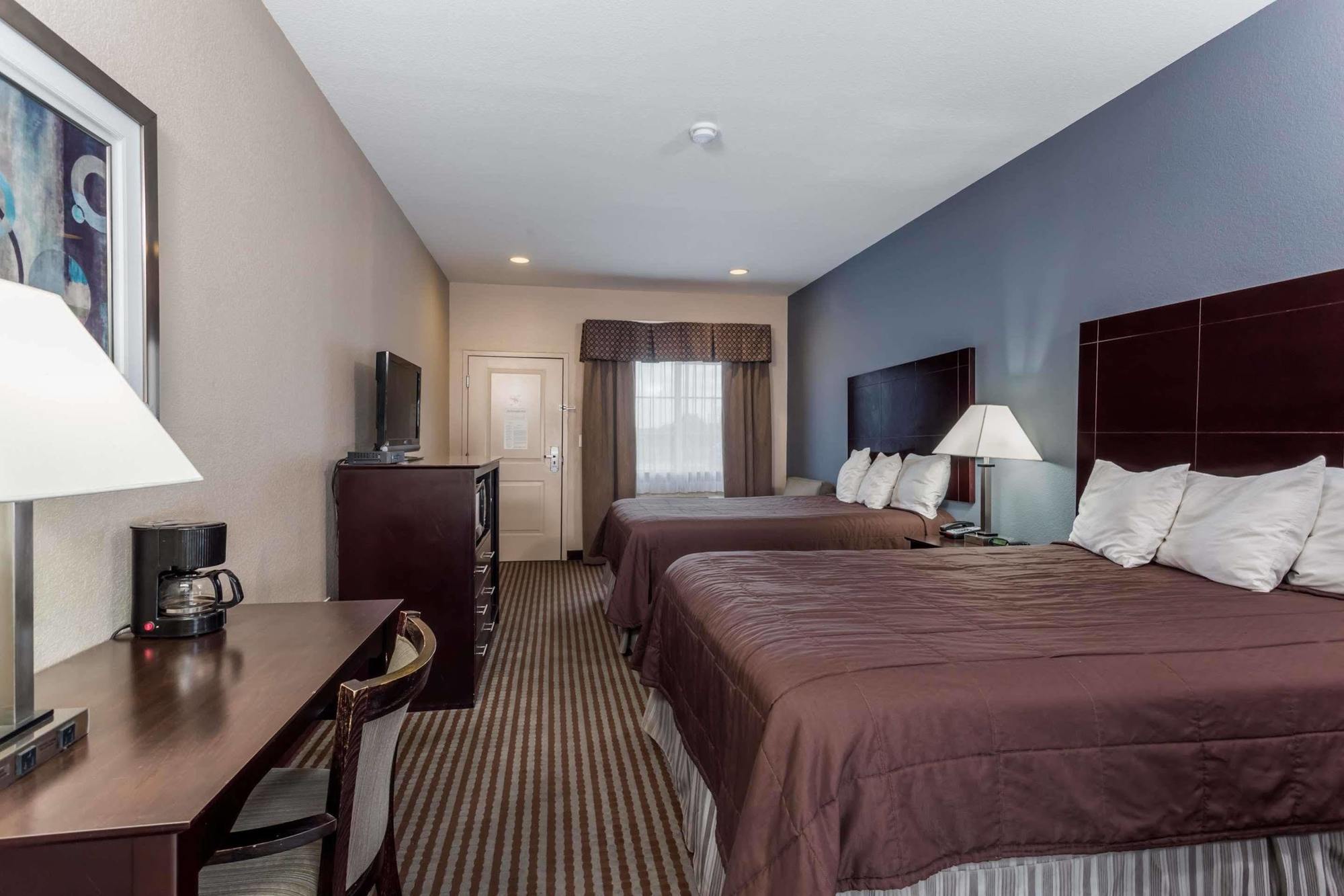 Atria Inn & Suites Three Rivers 외부 사진